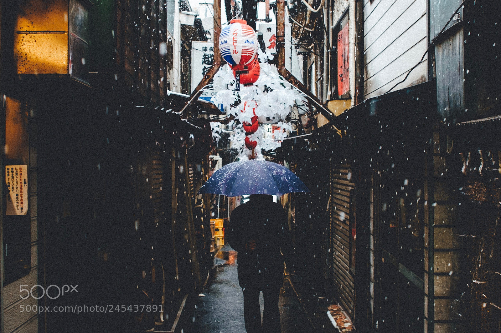Fujifilm X-Pro1 sample photo. Somewhere tokyo. photography