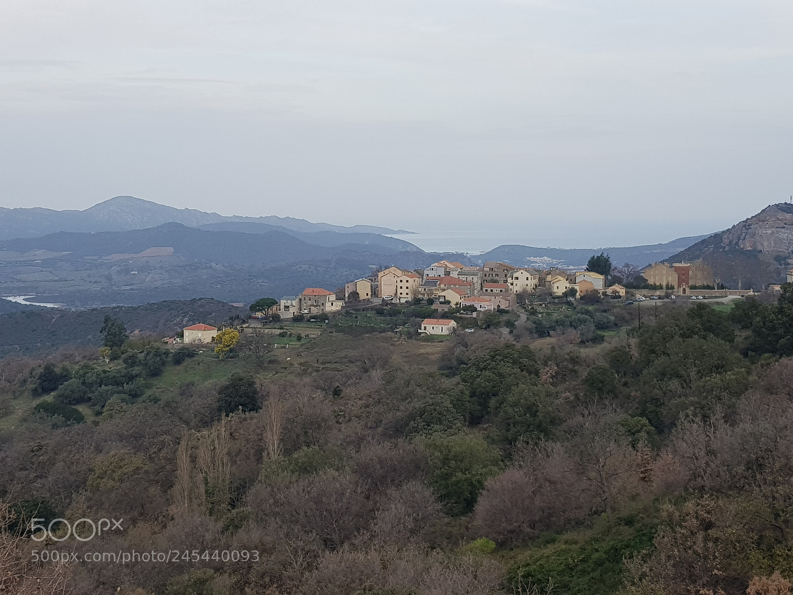 Samsung Galaxy S8 sample photo. Village di lotta en photography