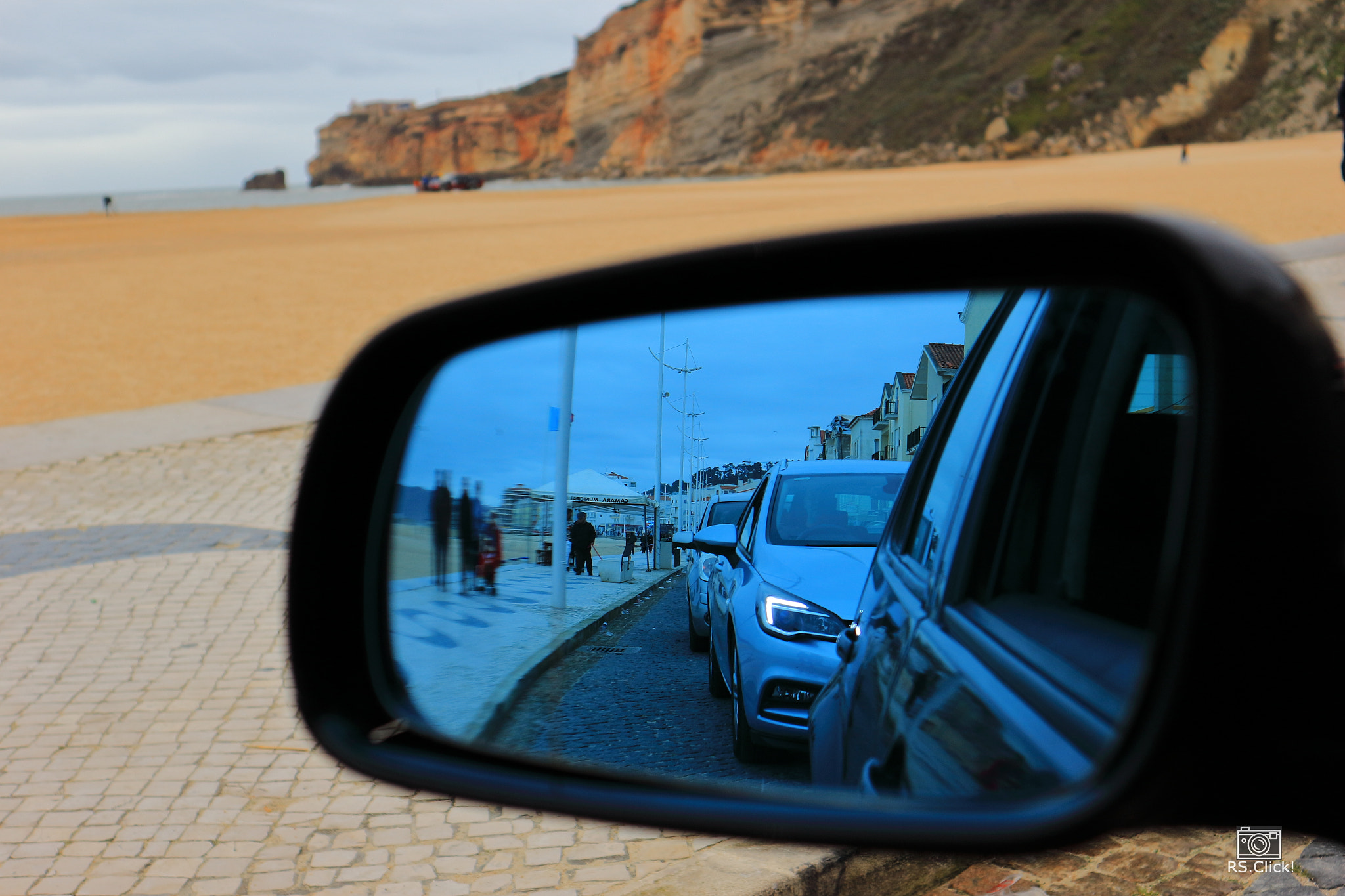 Canon EOS M10 sample photo. Perspective or retroperspective? photography