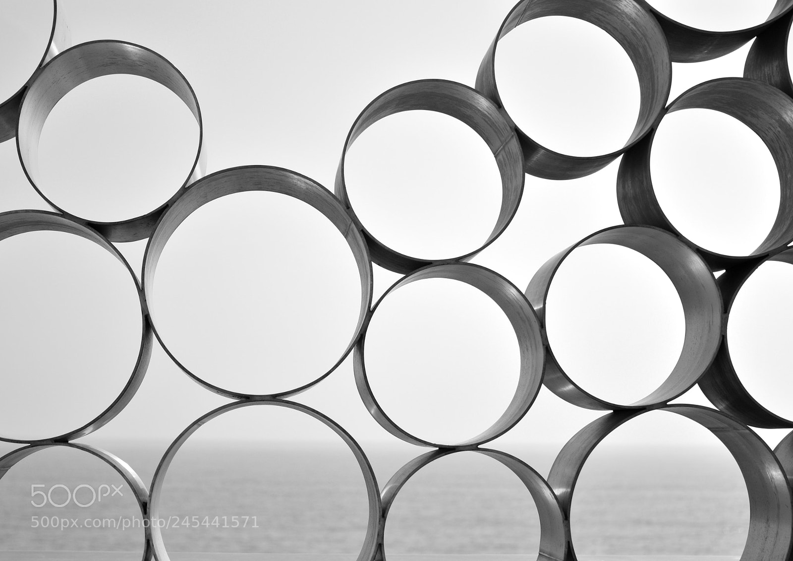 Nikon D3200 sample photo. Circles photography
