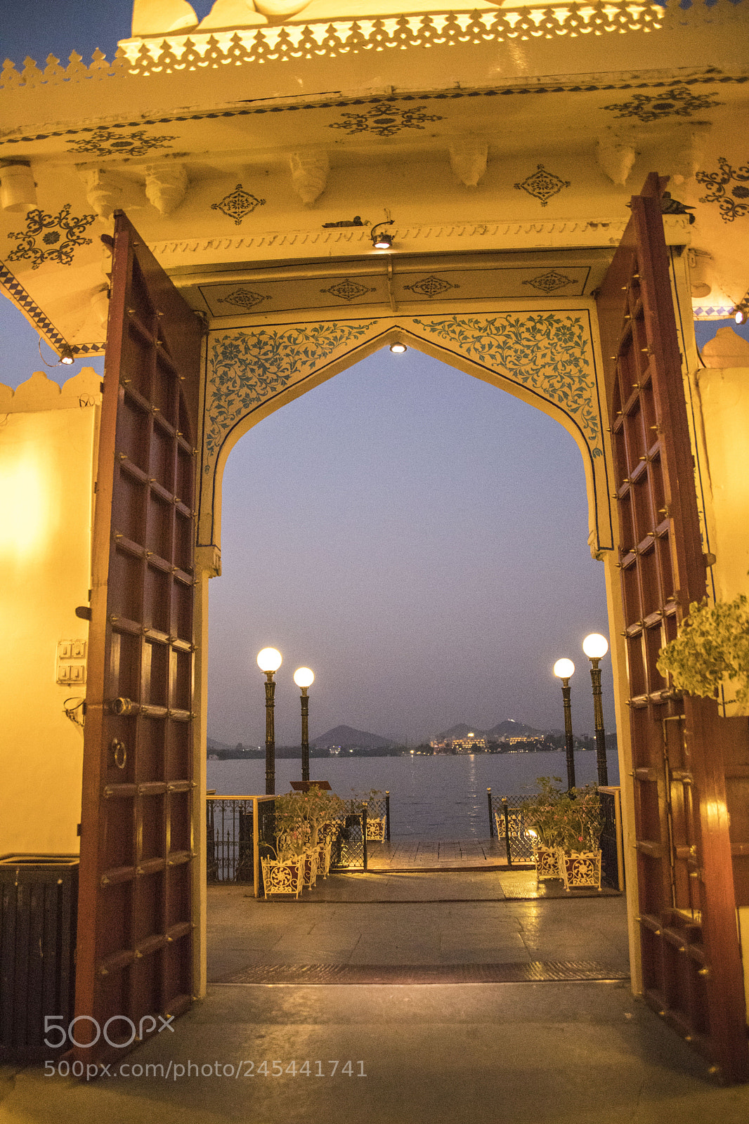Canon EOS 6D Mark II sample photo. Puerta al atardecer photography