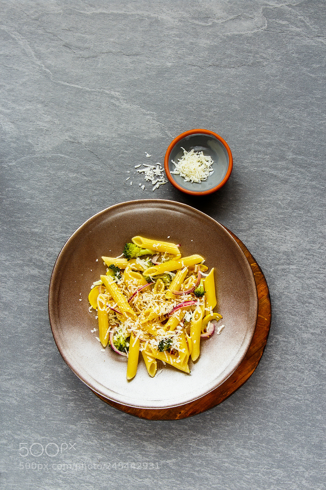 Canon EOS 700D (EOS Rebel T5i / EOS Kiss X7i) sample photo. Pasta with vegetables photography