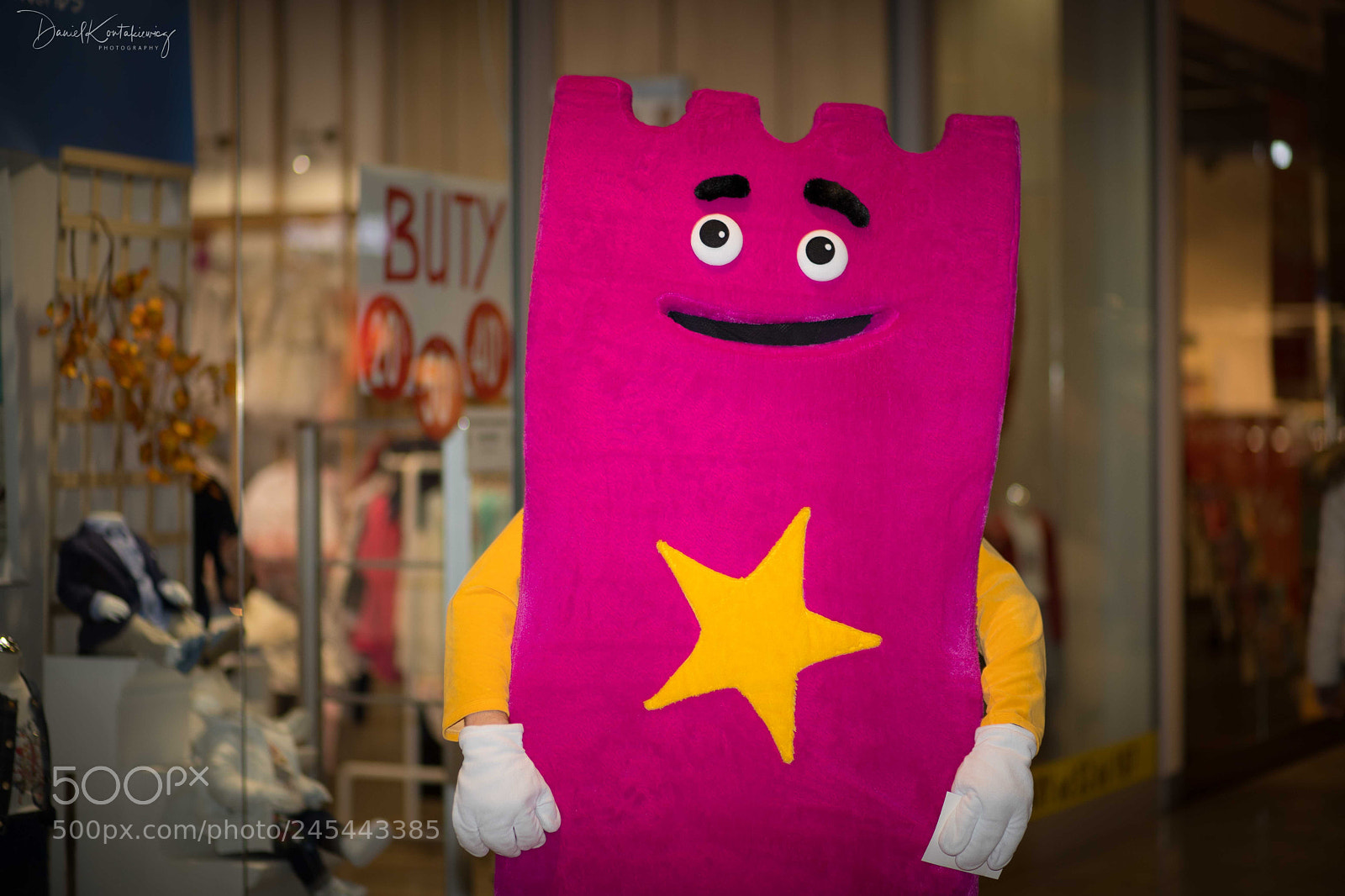 Canon EOS 6D Mark II sample photo. Pink costume photography