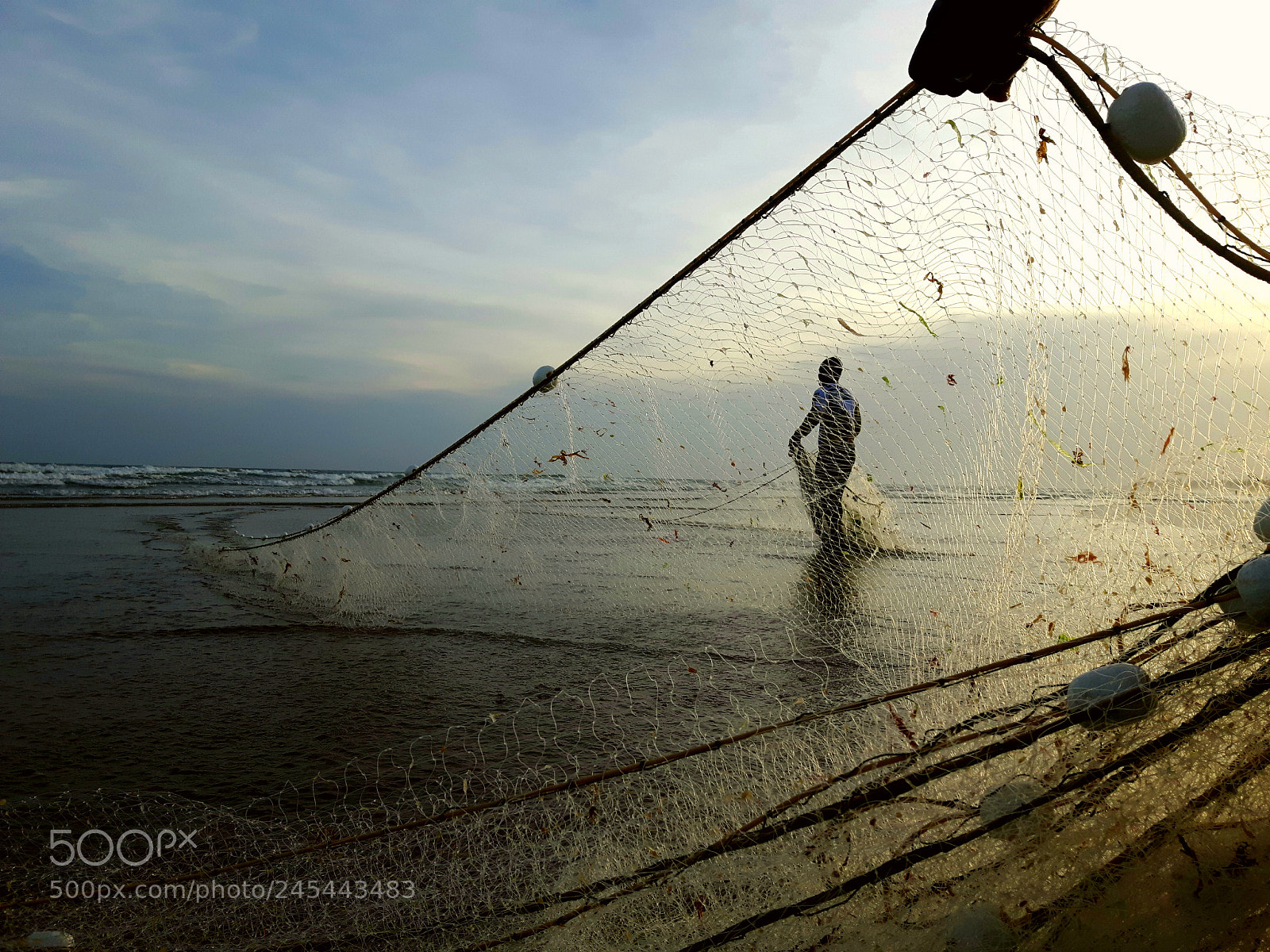 Samsung Galaxy S5 Neo sample photo. Fishing at sesc beach photography