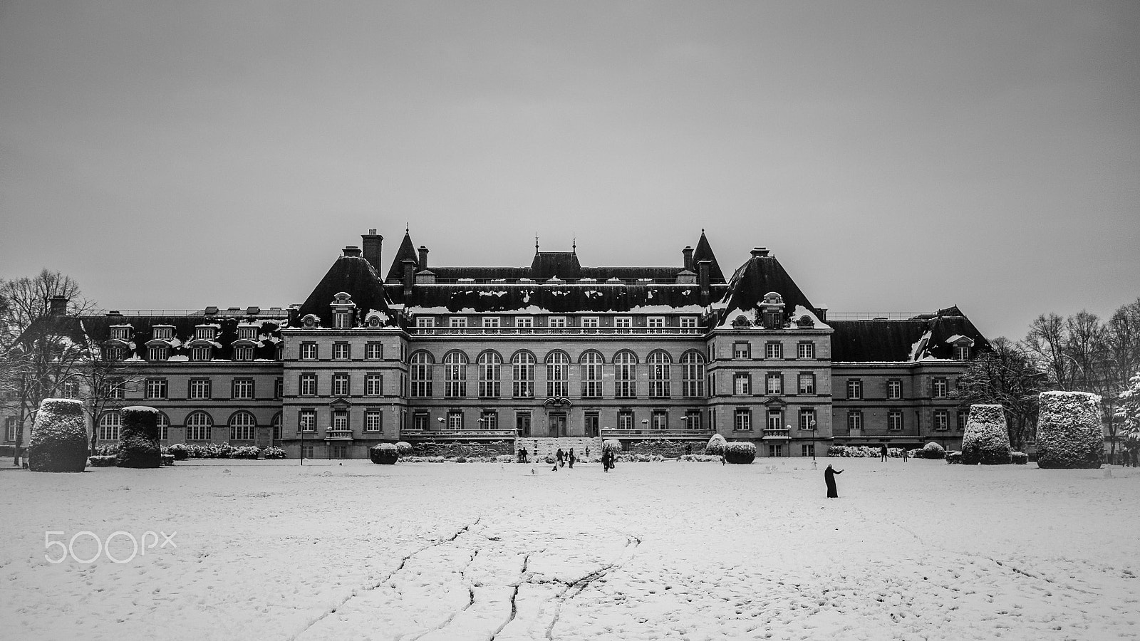 Panasonic Lumix DMC-GH1 sample photo. Snow city photography
