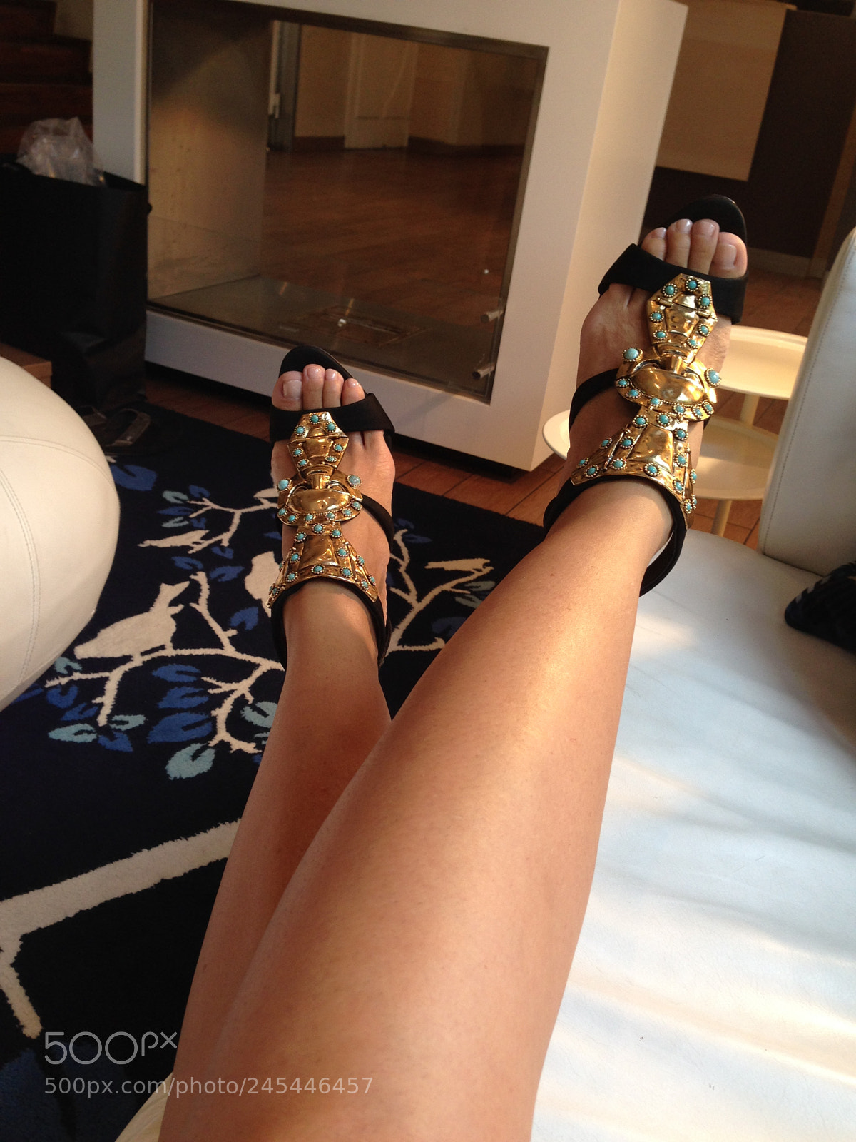 Apple iPhone 5 sample photo. Legs and heels photography