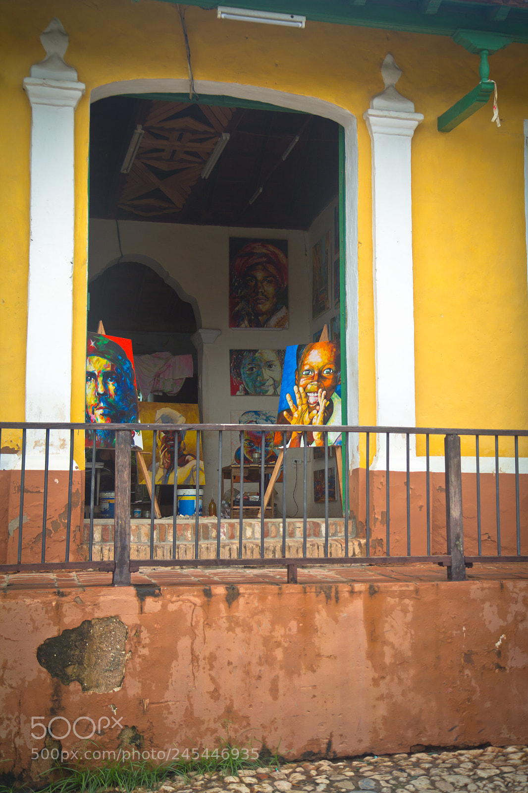 Canon EOS 60D sample photo. Street art in trinidad photography