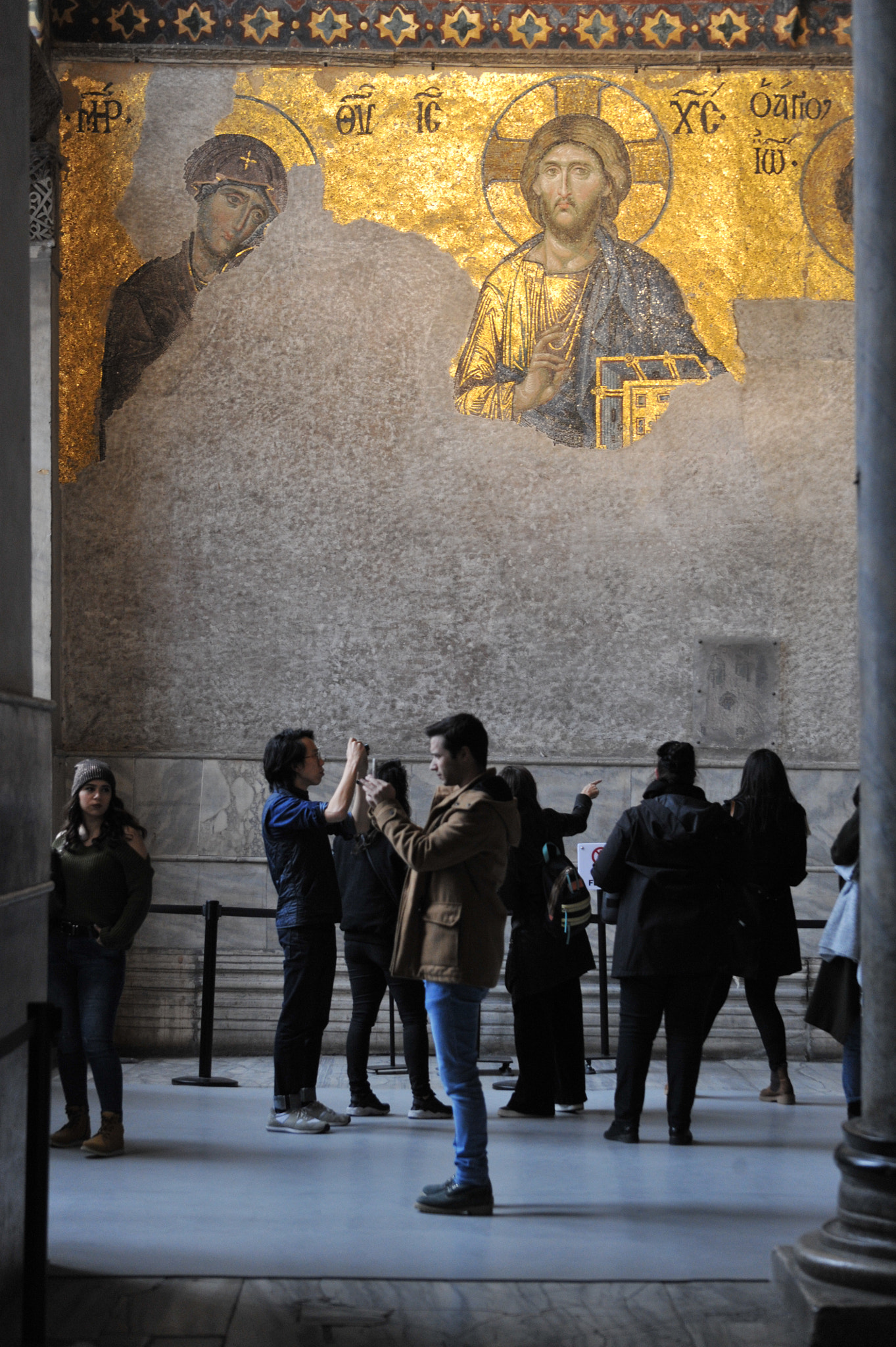 Nikon D3 sample photo. 'jésus ou apollon'. on ne le saura jamais. :(( photography
