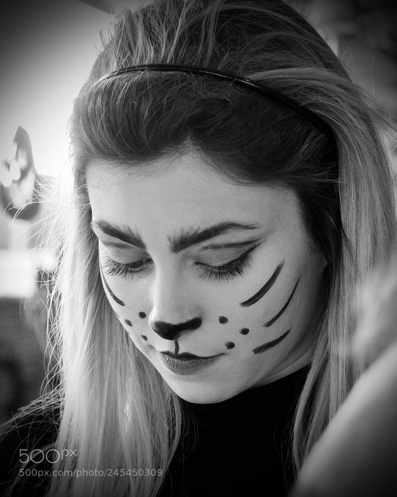 Olympus OM-D E-M5 sample photo. "feline moment" photography