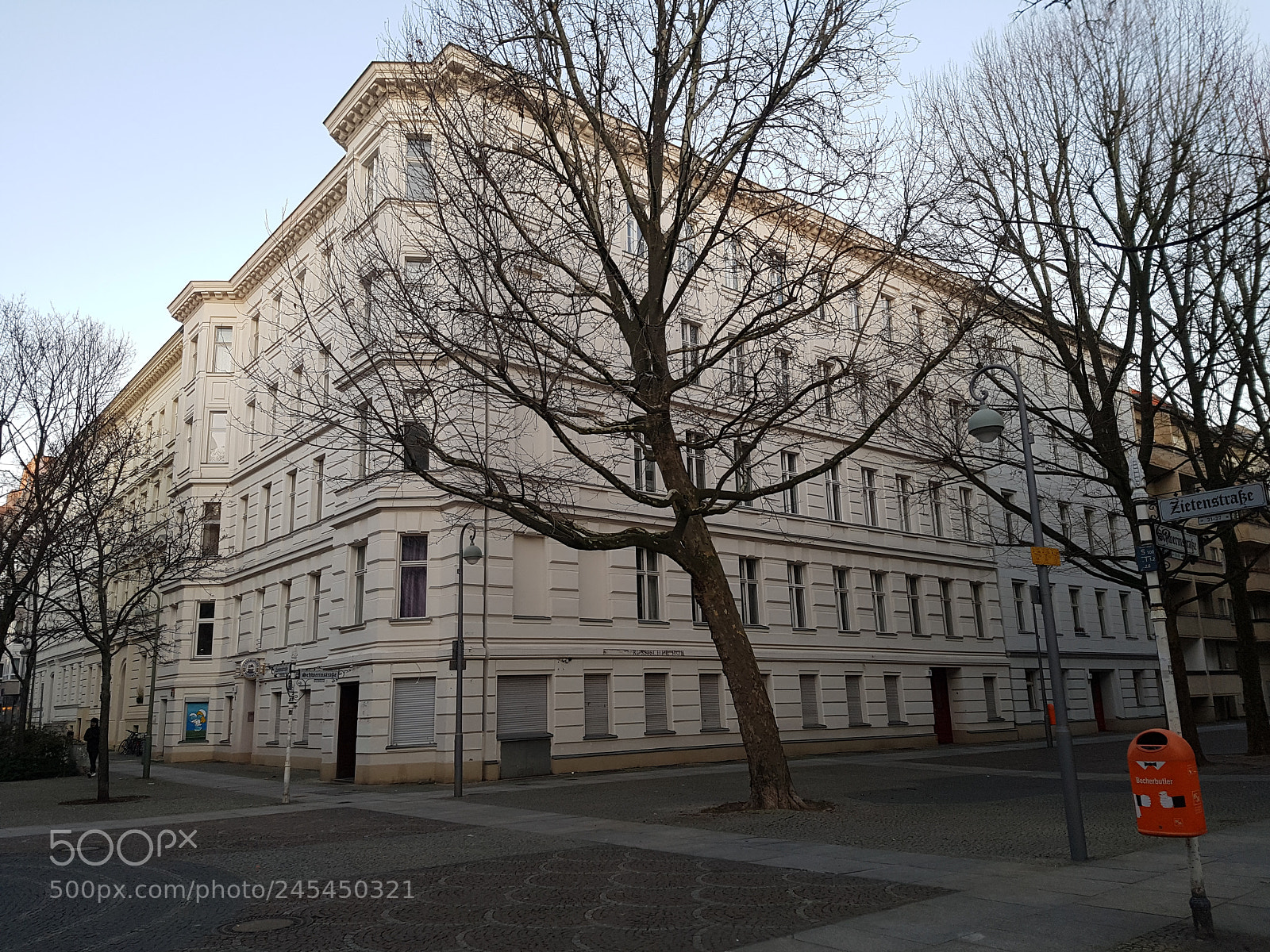 Samsung Galaxy S7 sample photo. Zietenstr photography