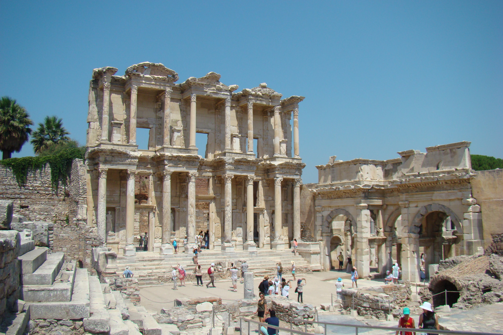 Sony DSC-H7 sample photo. Ephesus photography