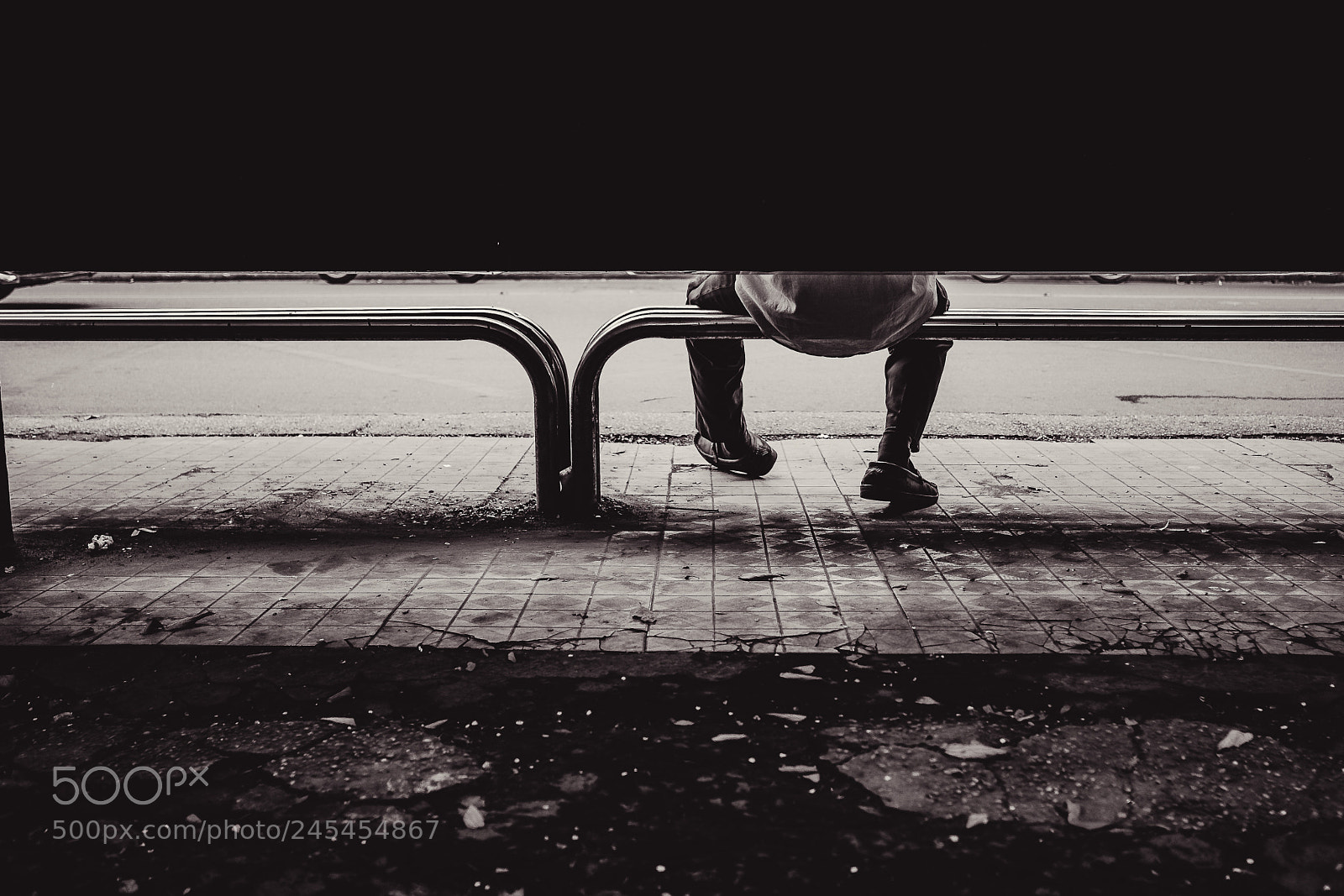 Fujifilm X-E3 sample photo. Bus stop photography
