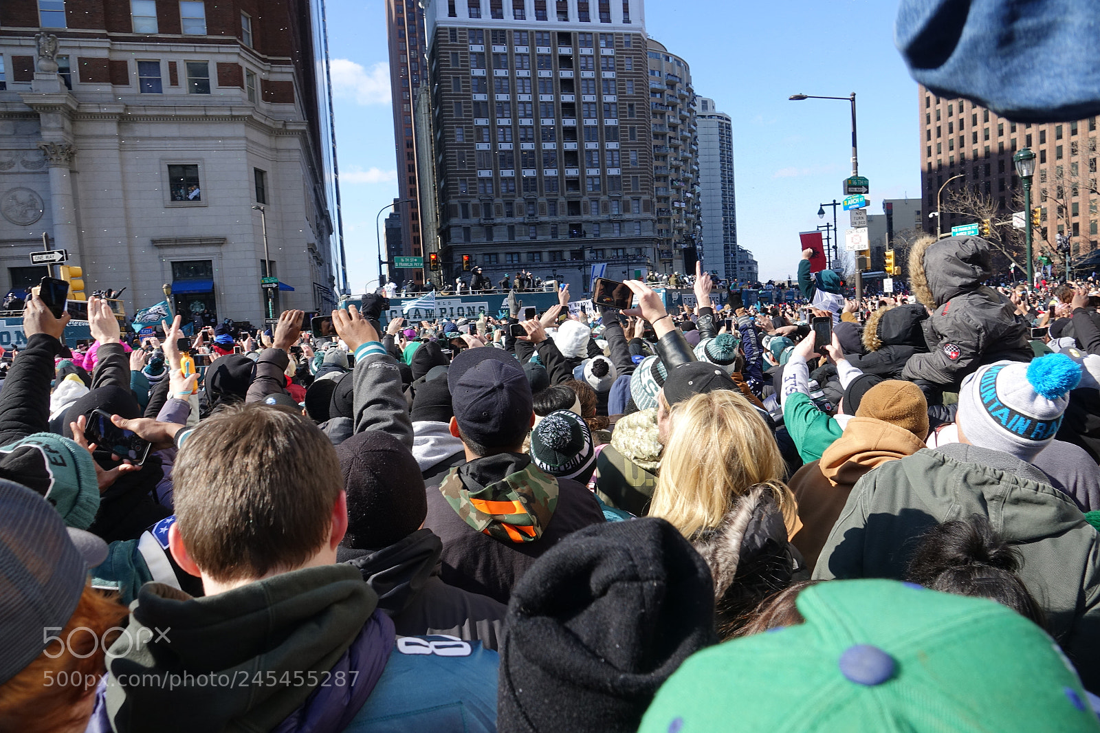 Sony Cyber-shot DSC-RX10 III sample photo. Another guy philadelphia eagles photography