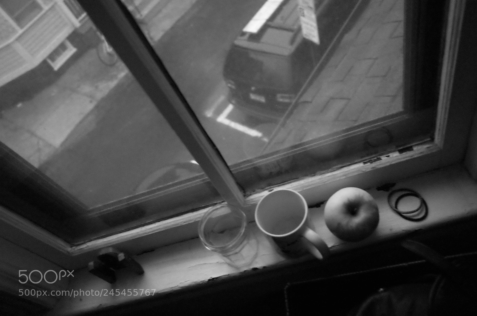 Ricoh GR II sample photo. Window sill photography