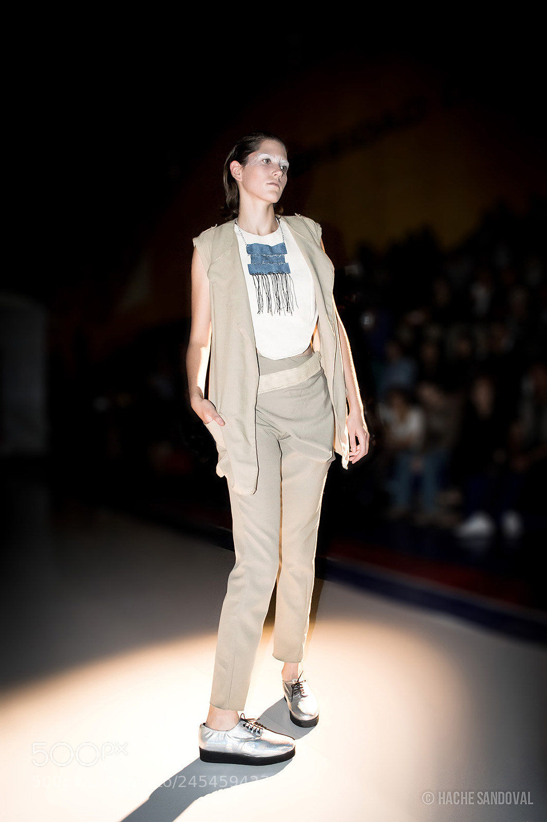 Nikon D3200 sample photo. White catwalk photography