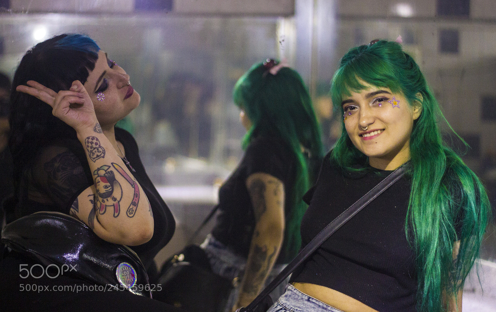 Canon EOS 50D sample photo. Lovely green hair photography