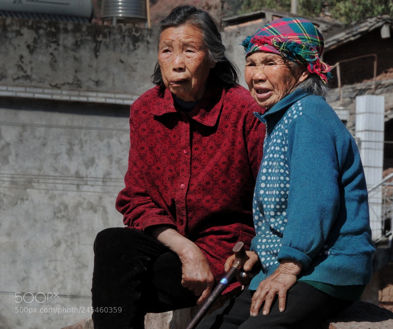 Sony Cyber-shot DSC-RX10 III sample photo. Attract photography