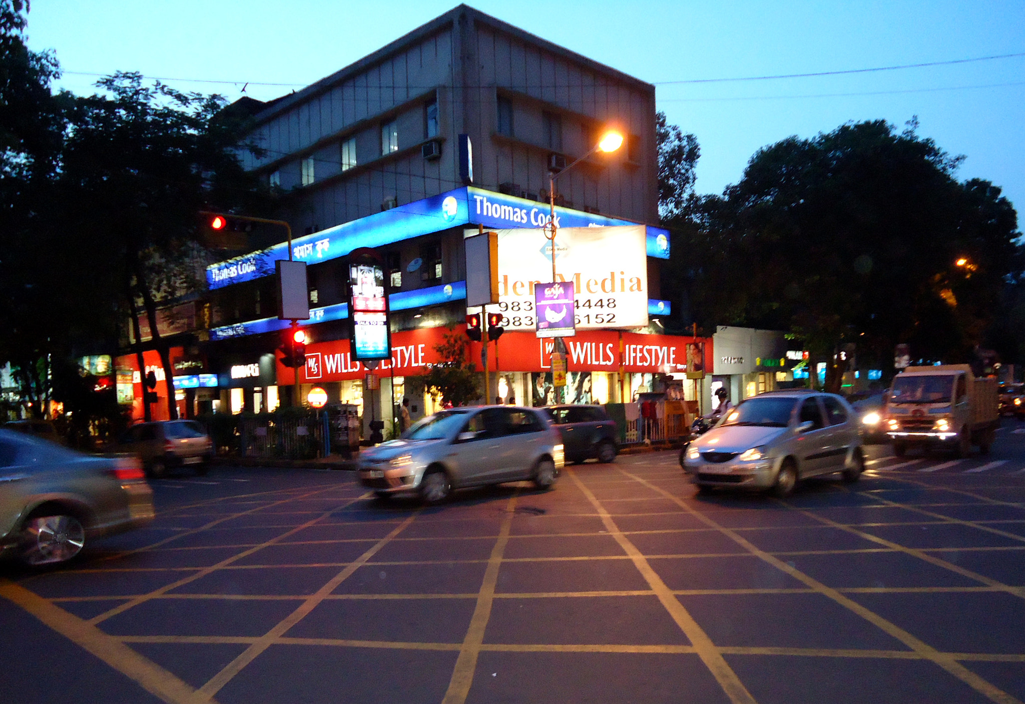 Sony Cyber-shot DSC-W320 sample photo. Looks good photography
