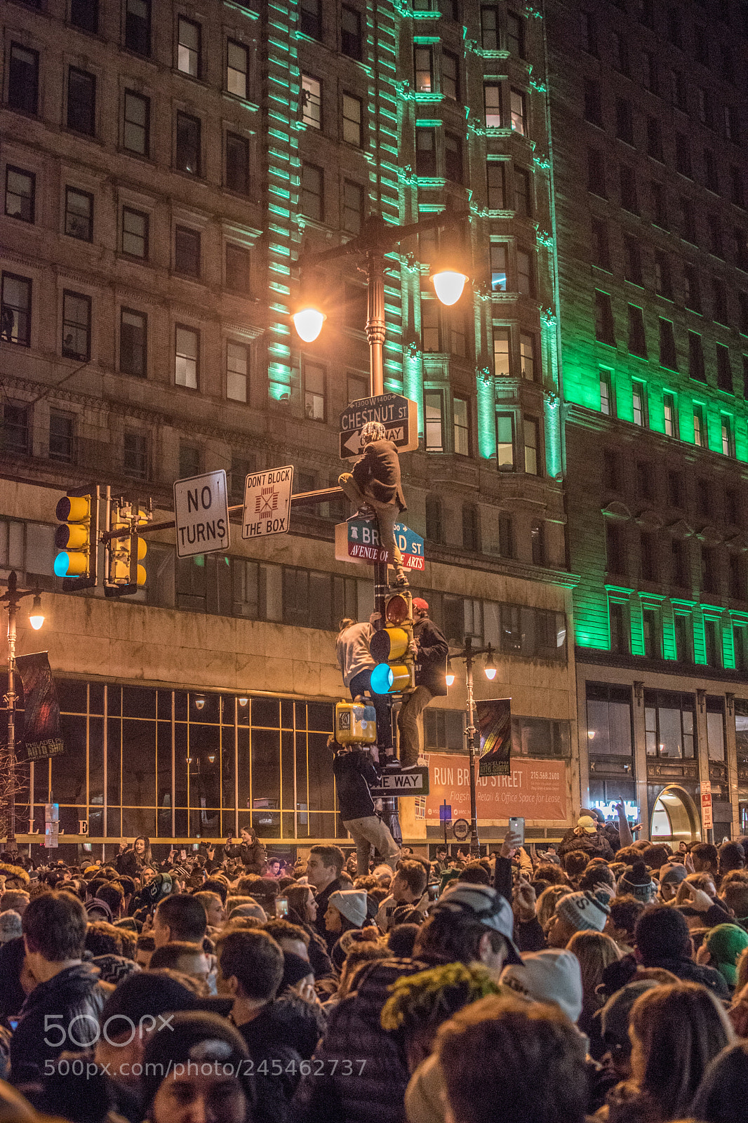 Nikon D5500 sample photo. Broad street superbowl celebration photography