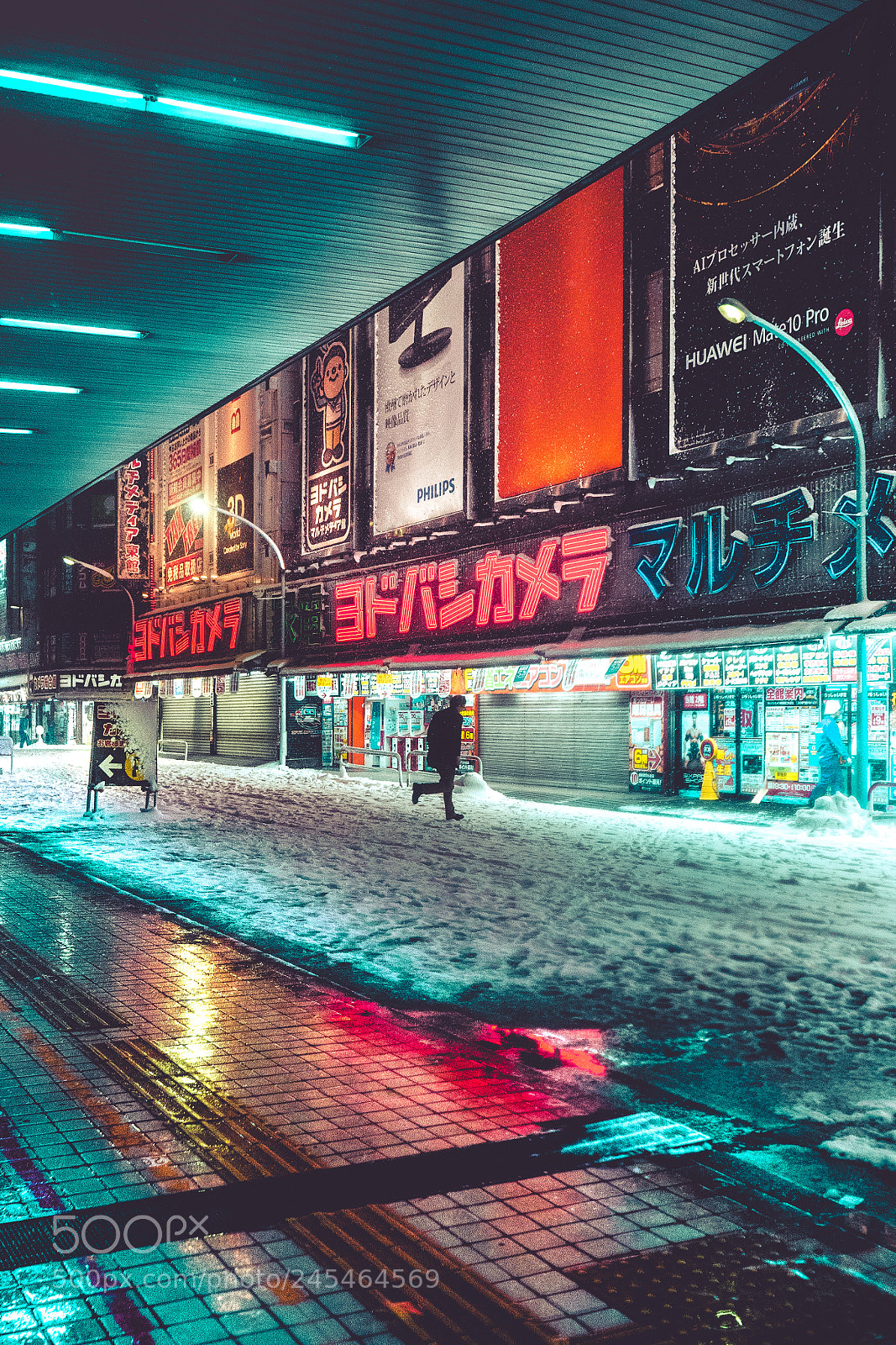Sony a7 sample photo. Snow night shinjuku photography