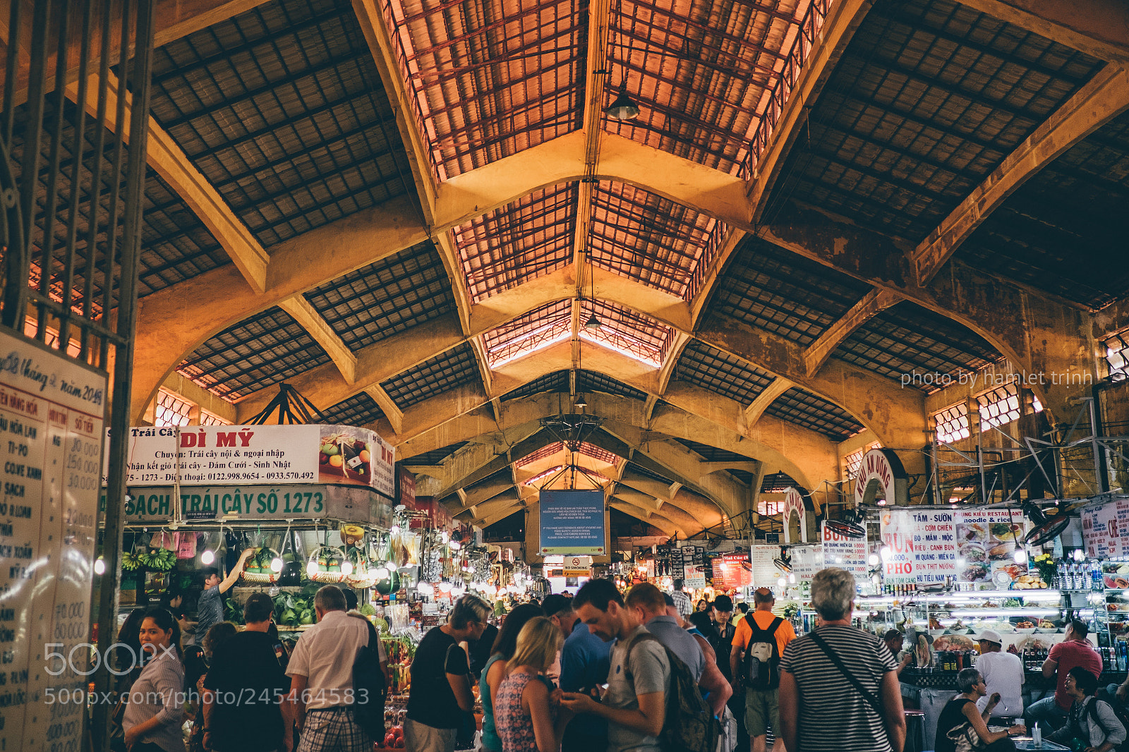 Fujifilm X-T1 sample photo. Ben thanh market, viet photography