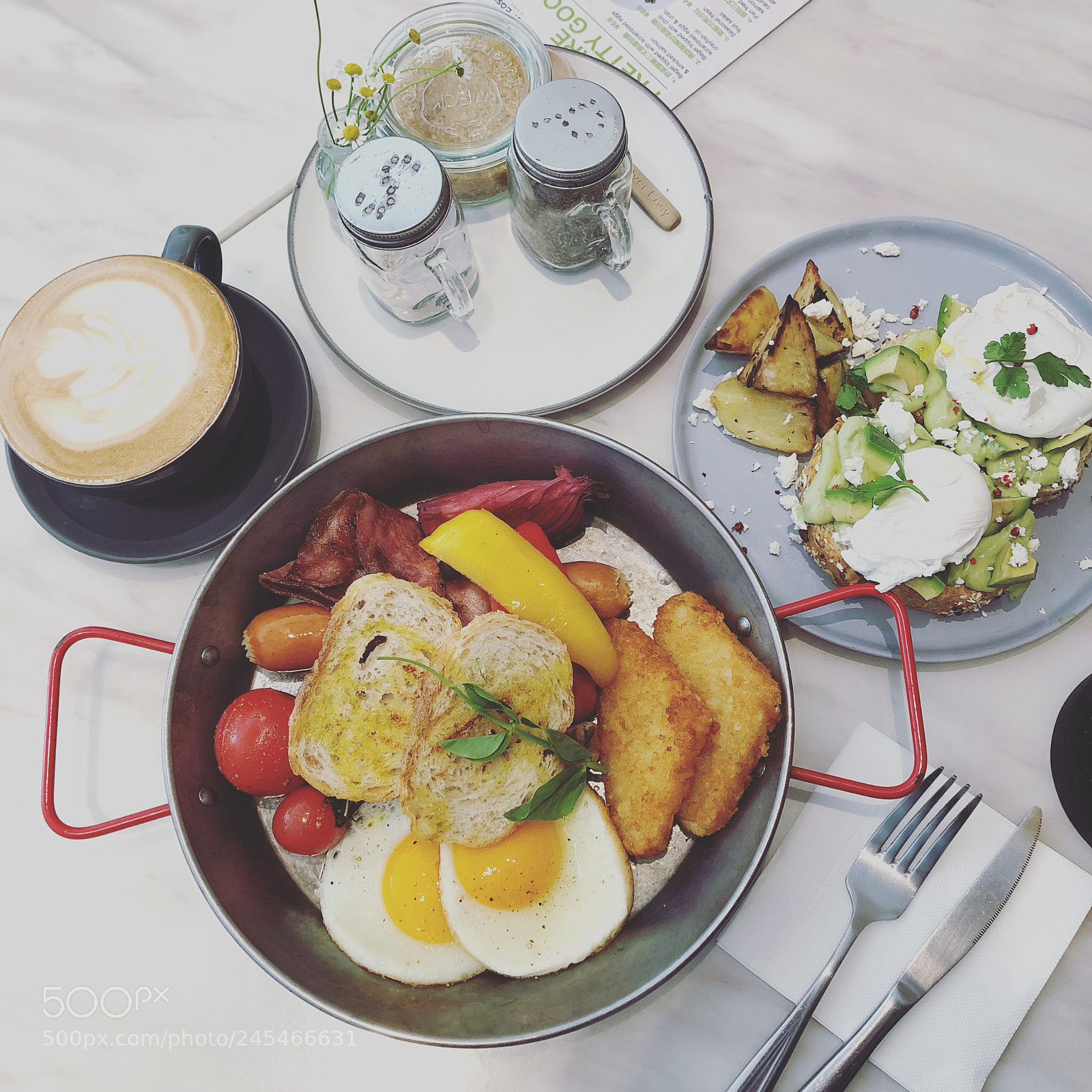 Apple iPhone 8 Plus sample photo. Love brunch so much photography