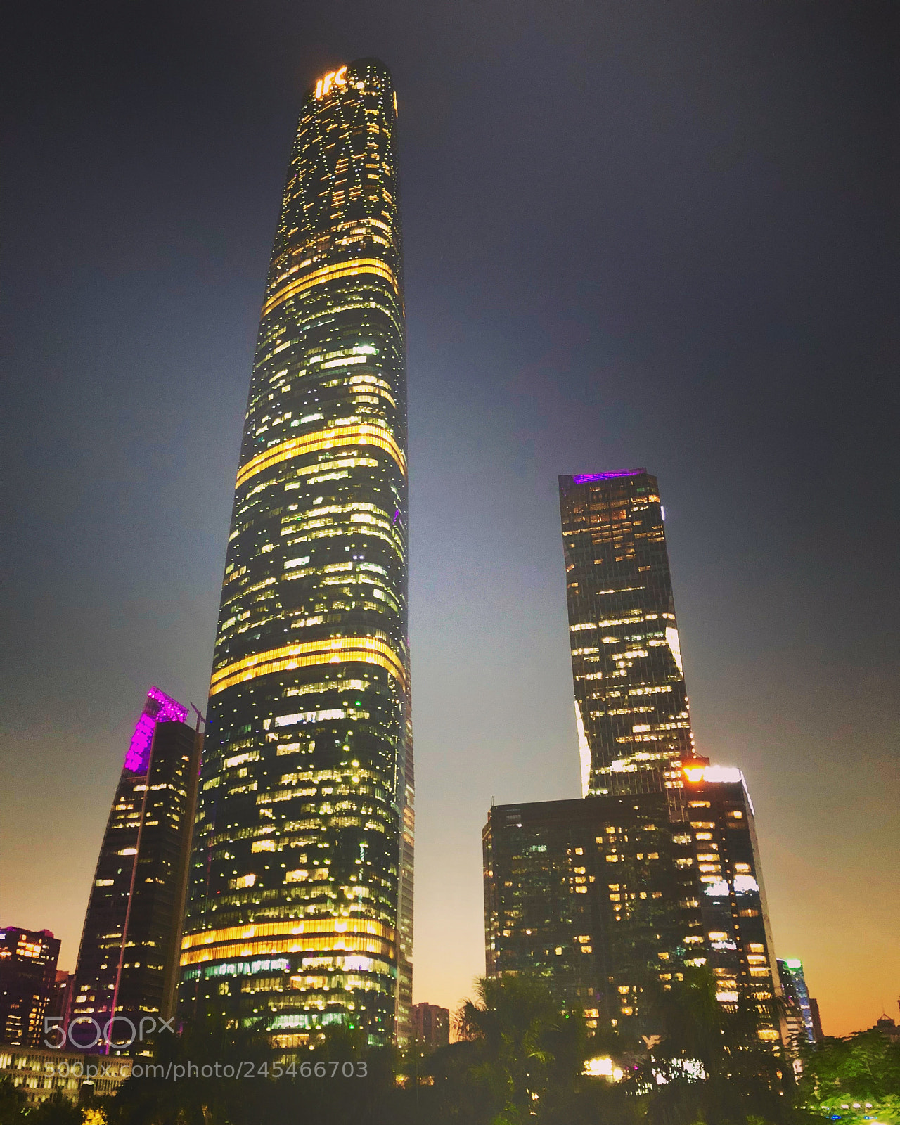 Apple iPhone 8 Plus sample photo. Gz amazing city photography