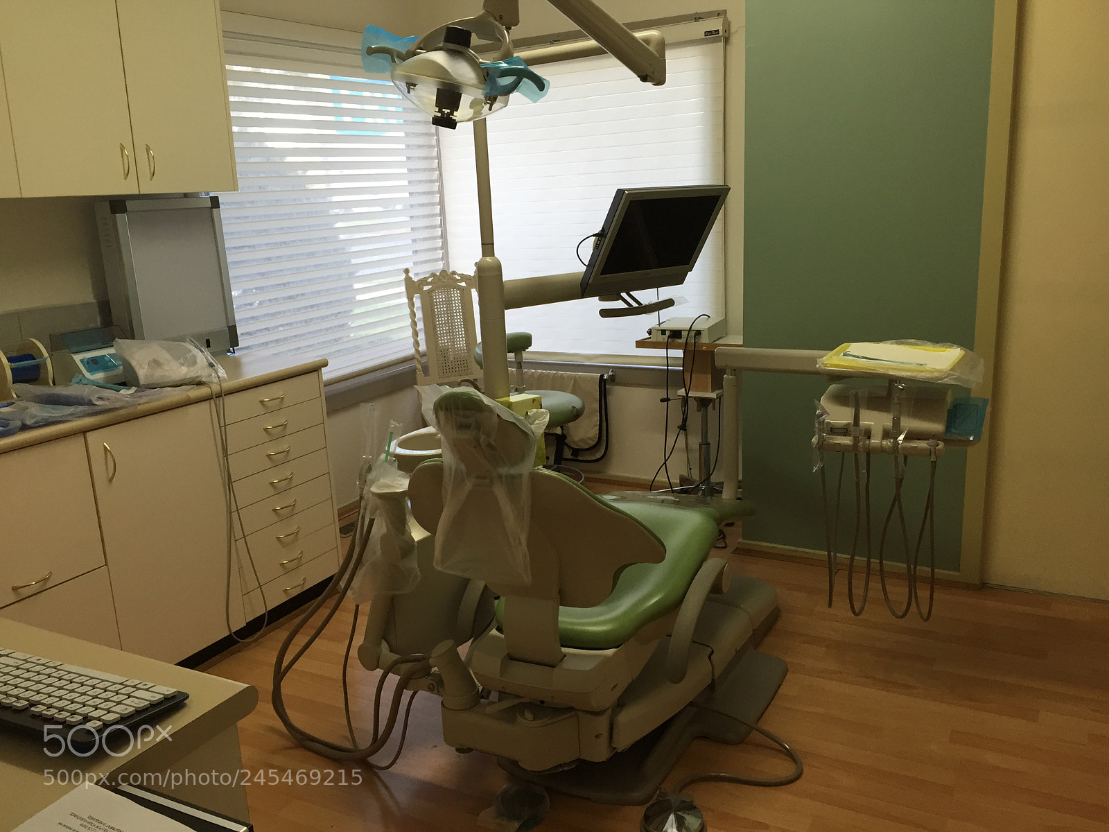 Apple iPhone 6 sample photo. Ek dental surgery dentist photography