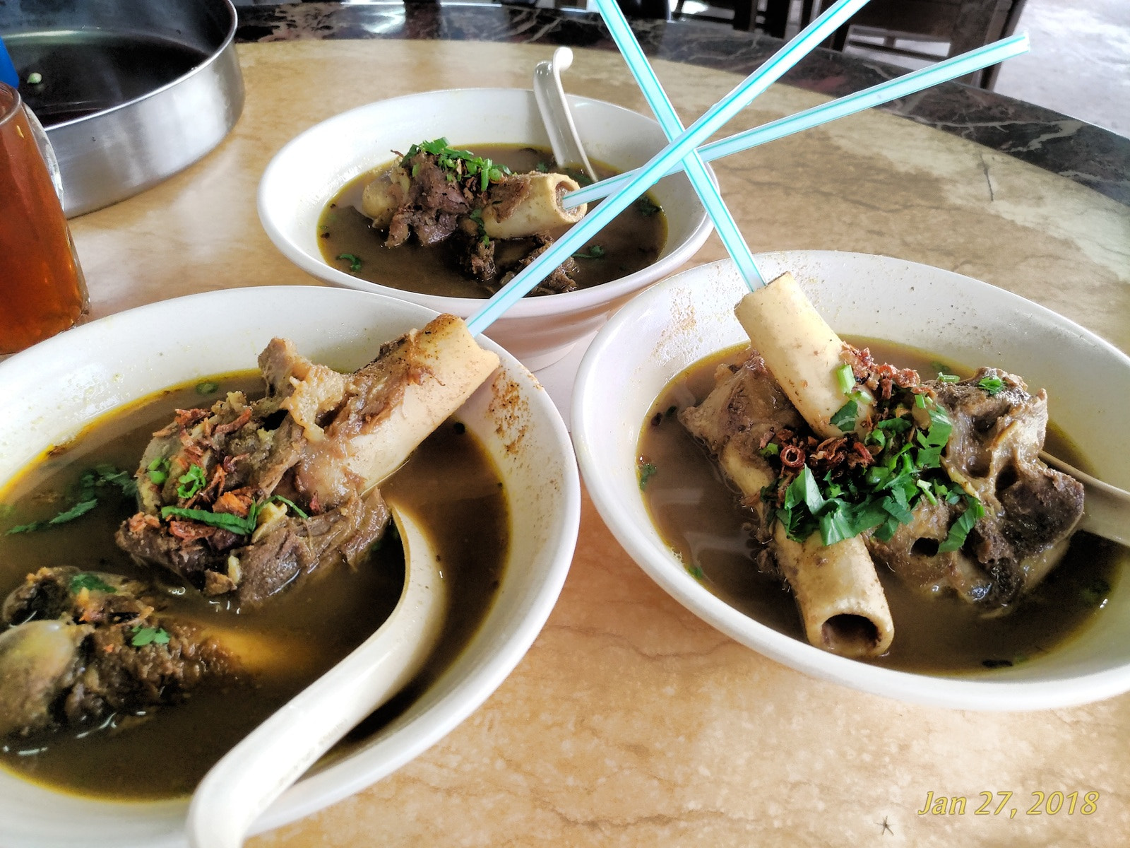 ASUS ZenFone 3 (ZE520KL) sample photo