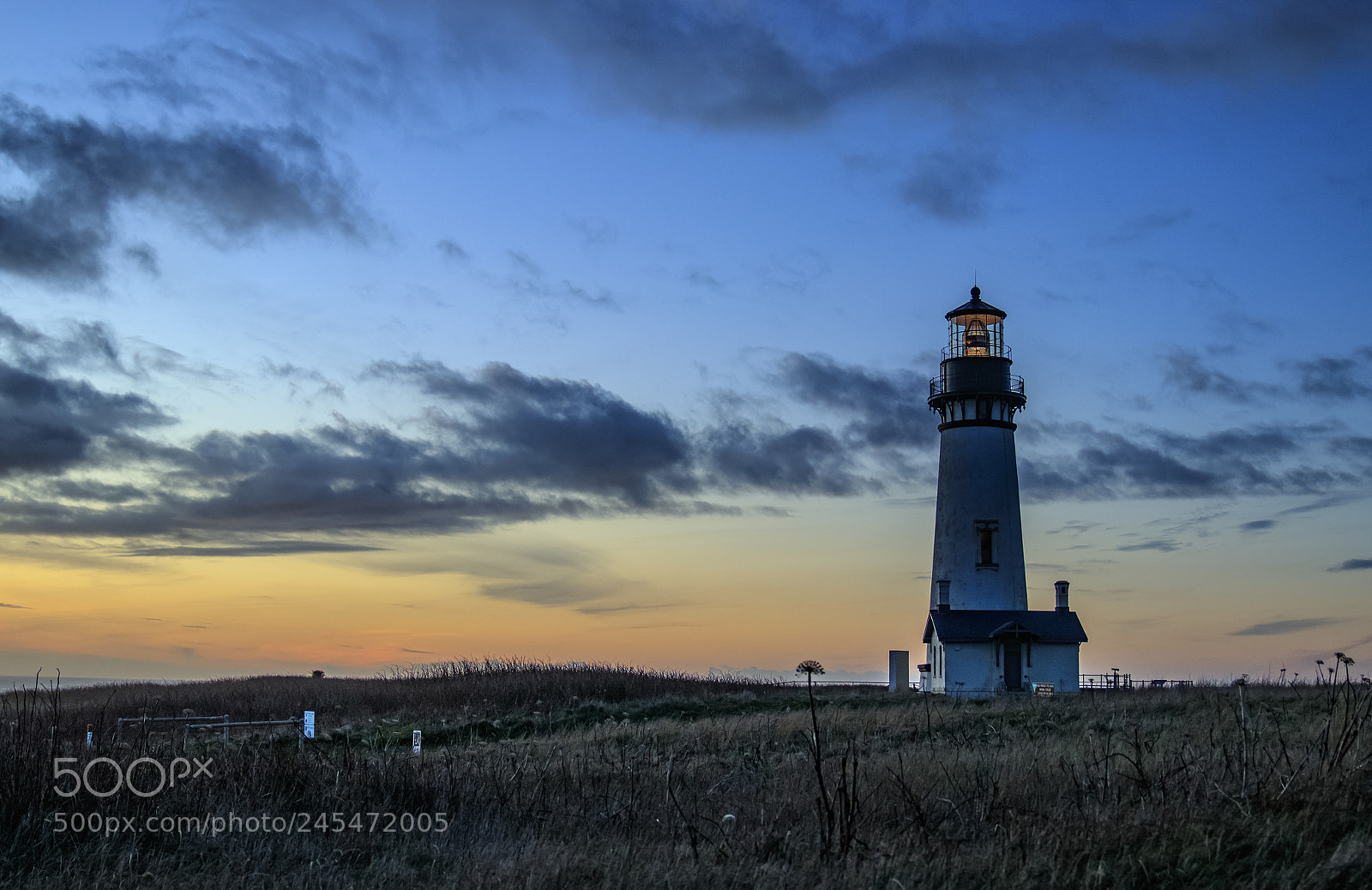 Canon EOS 800D (EOS Rebel T7i / EOS Kiss X9i) sample photo. Yaquina head lighthouse photography