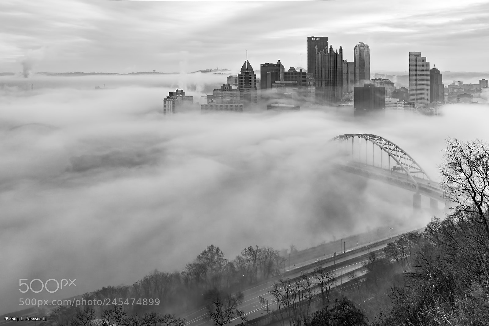 Canon EOS 7D Mark II sample photo. City under steam photography