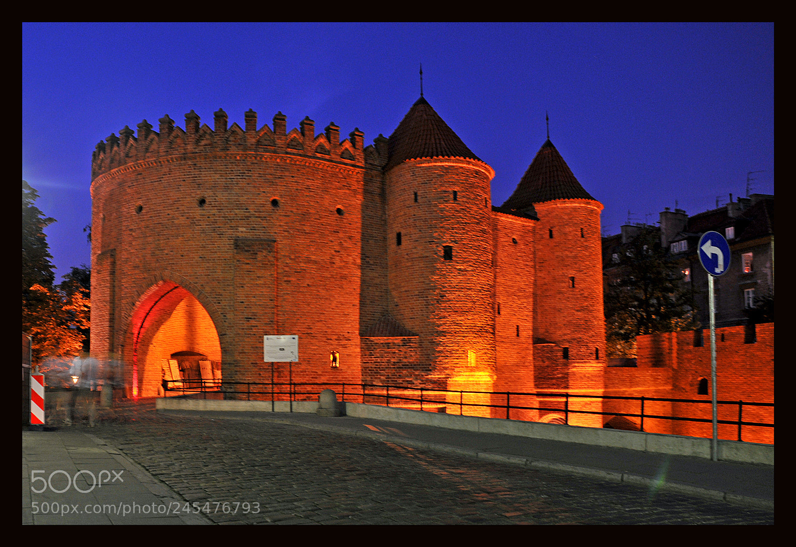 Nikon D300 sample photo. Barbican in warszawa photography