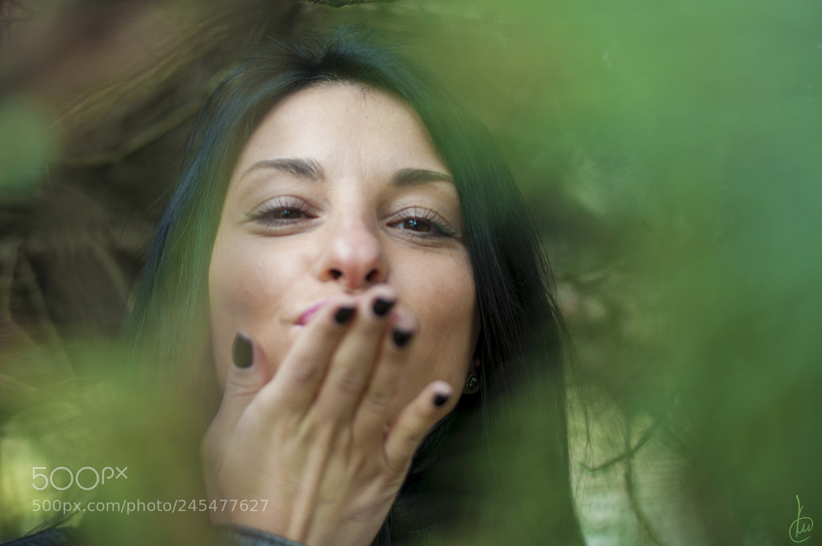 Nikon D90 sample photo. Teasing in the woods photography