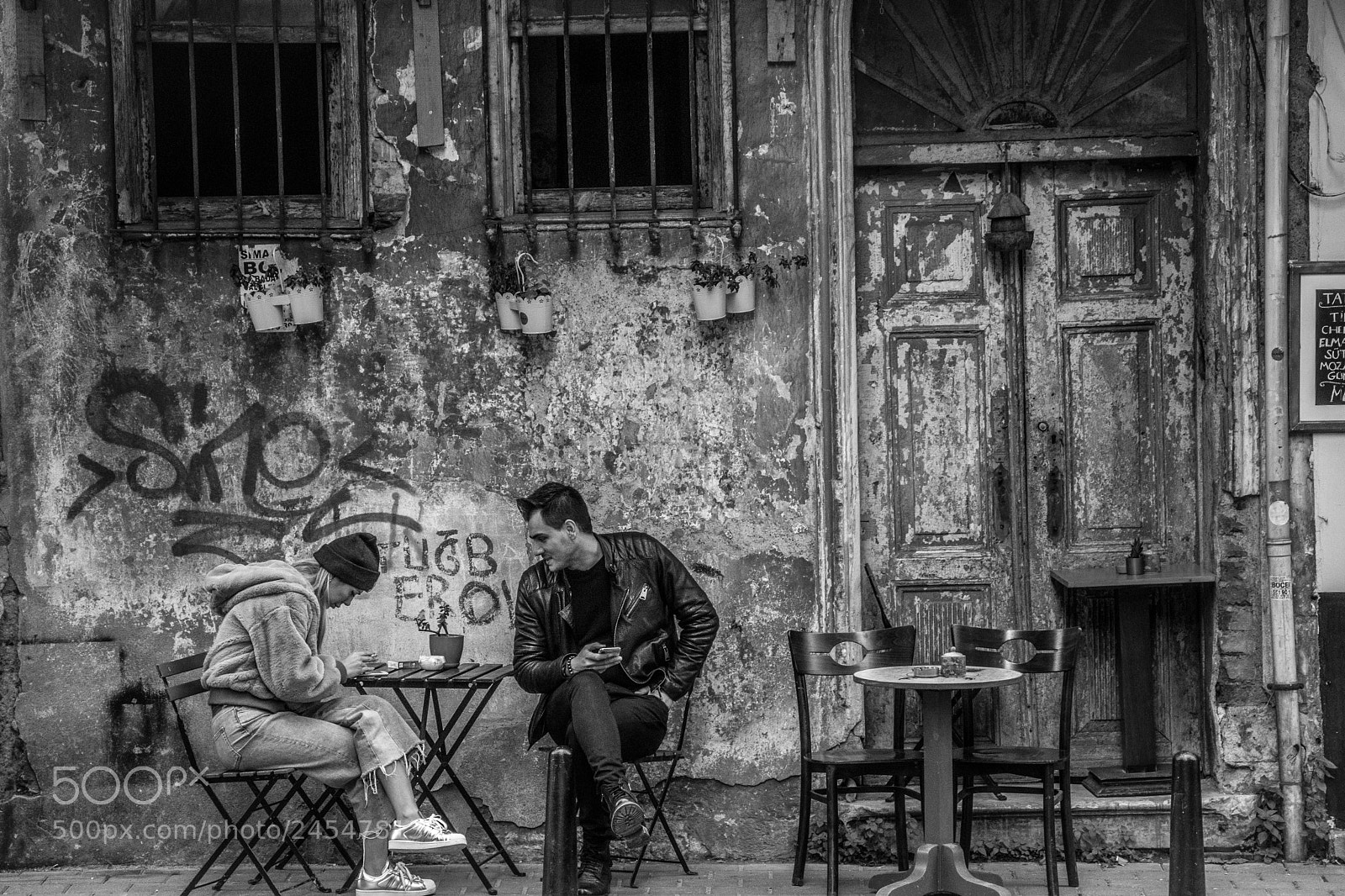Canon EOS 77D (EOS 9000D / EOS 770D) sample photo. Balat has style photography