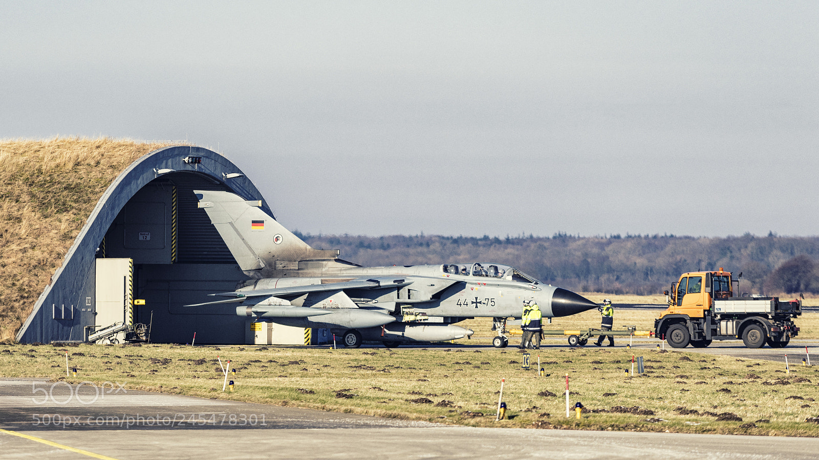 Nikon D850 sample photo. German tornado getting ready photography