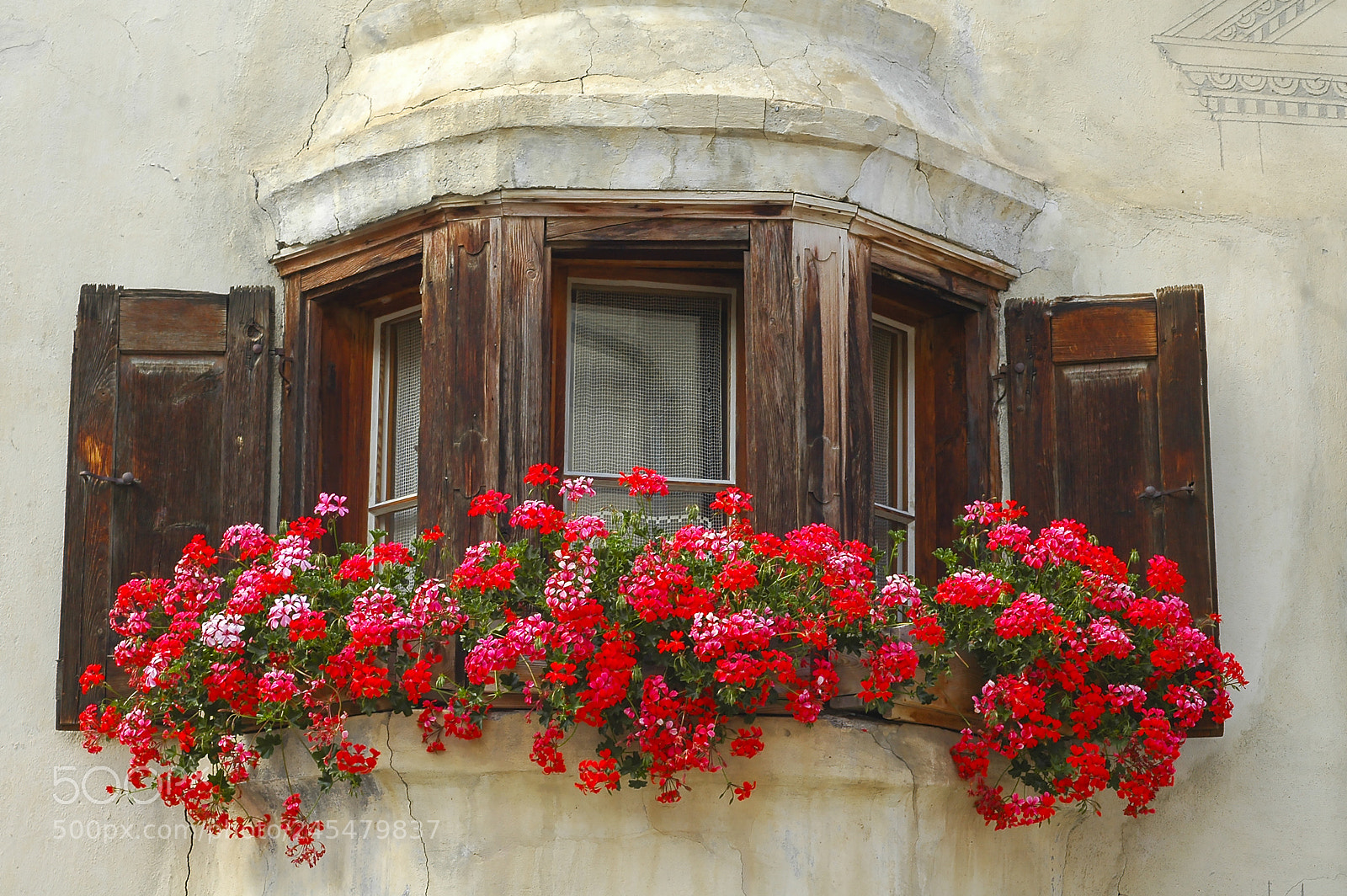 Nikon D70 sample photo. Guarda, typical village in photography