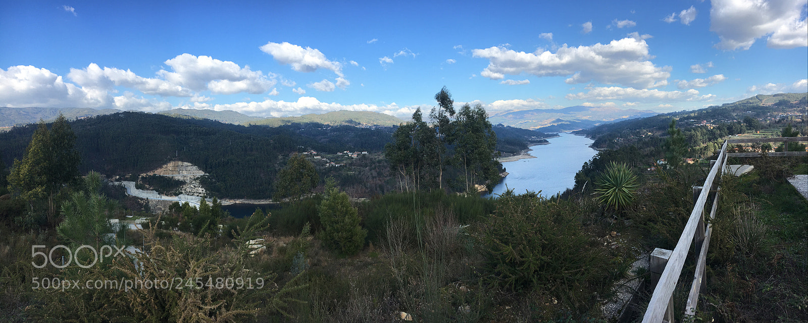 Apple iPhone 6s sample photo. Espelho de gua da photography