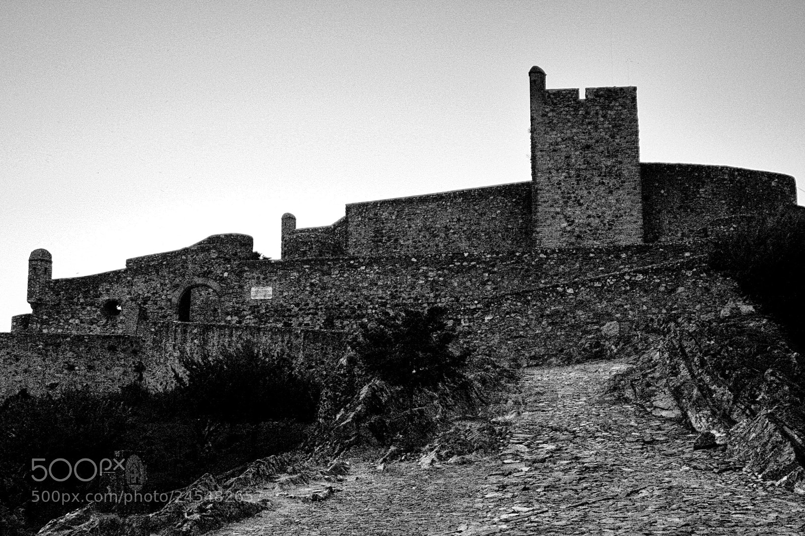 Canon EOS 300D (EOS Digital Rebel / EOS Kiss Digital) sample photo. Marvao, portugal photography