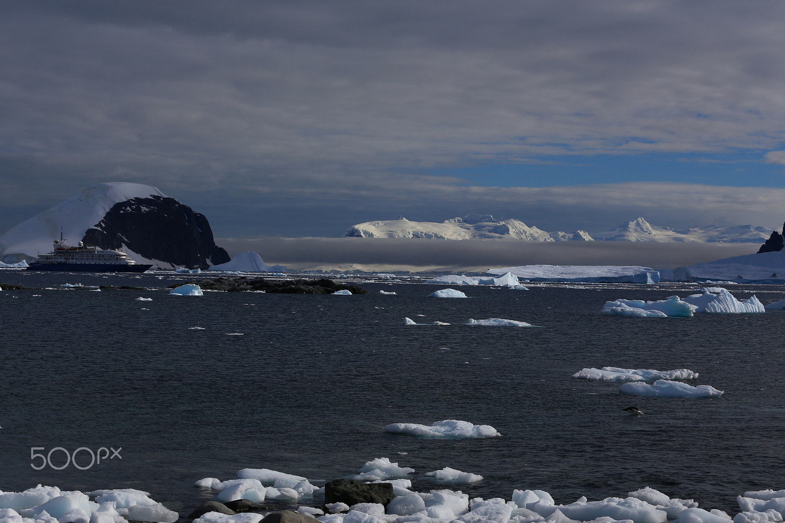 Canon EOS 6D + Canon EF 70-200mm F4L USM sample photo. 7th continent the ship photography