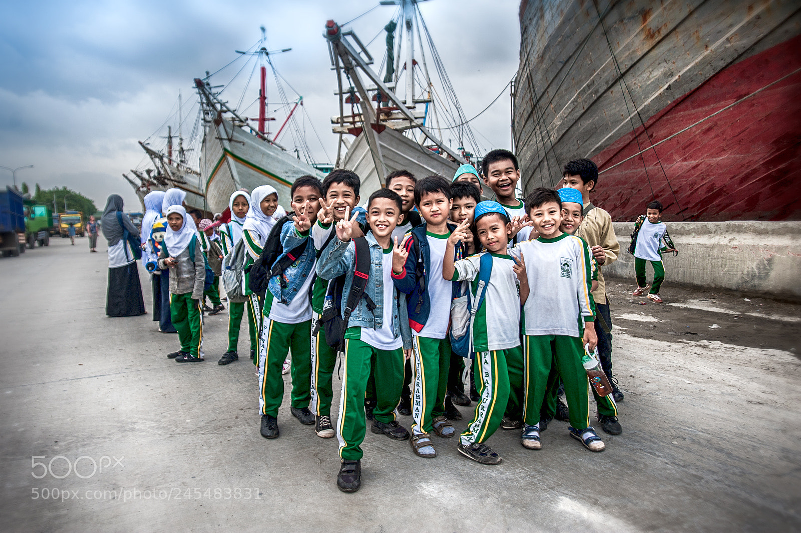 Nikon D700 sample photo. Schoolkids / jakarta photography