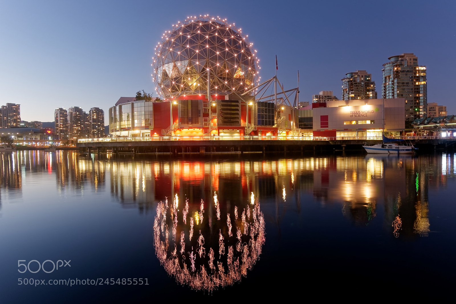 Panasonic Lumix DC-GH5 sample photo. World of science vancouver photography