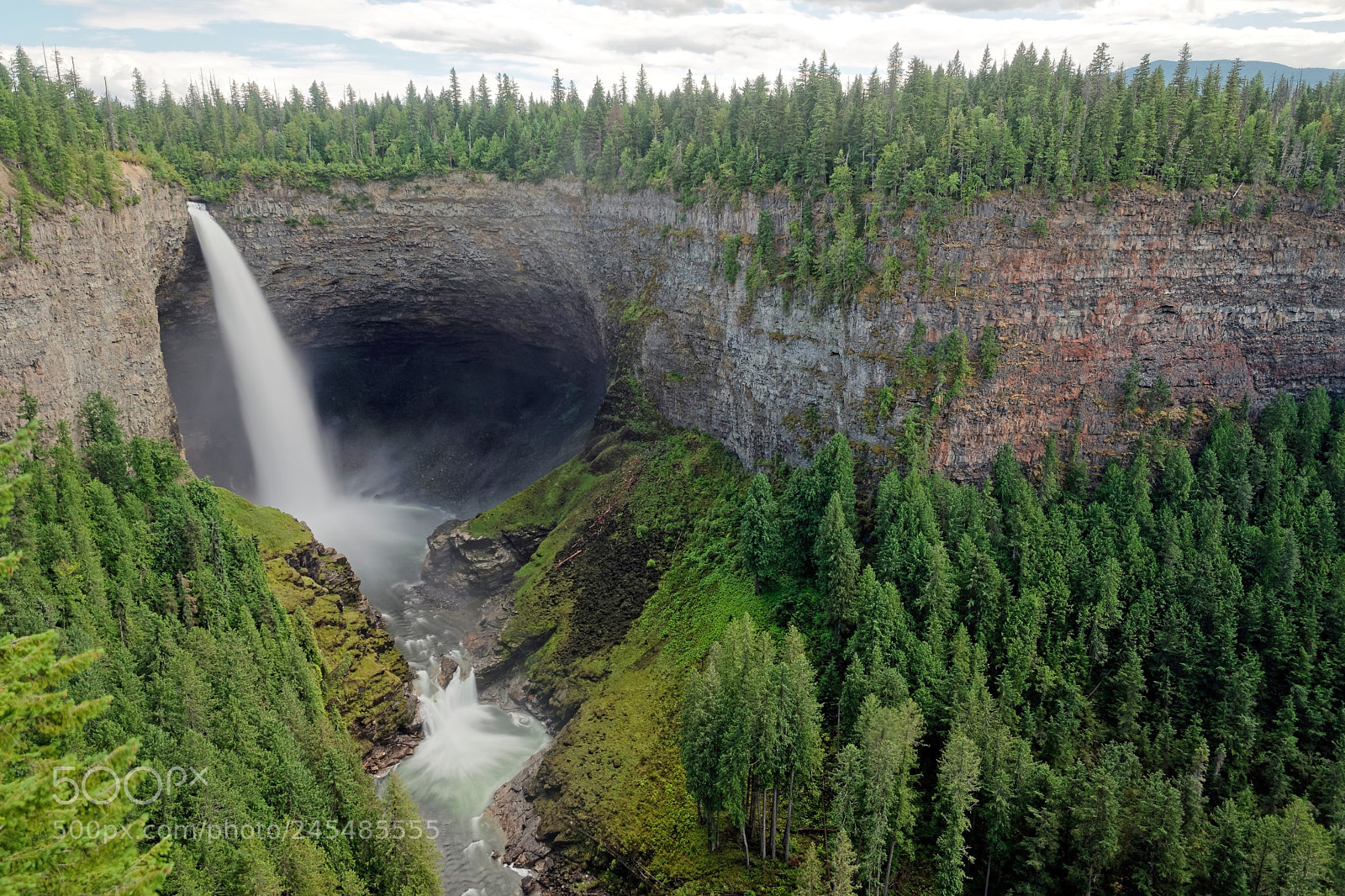 Panasonic Lumix DC-GH5 sample photo. Dawson falls kanada photography