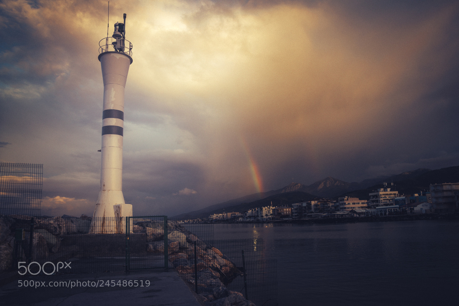 Canon EOS 77D (EOS 9000D / EOS 770D) sample photo. Lighthouse photography