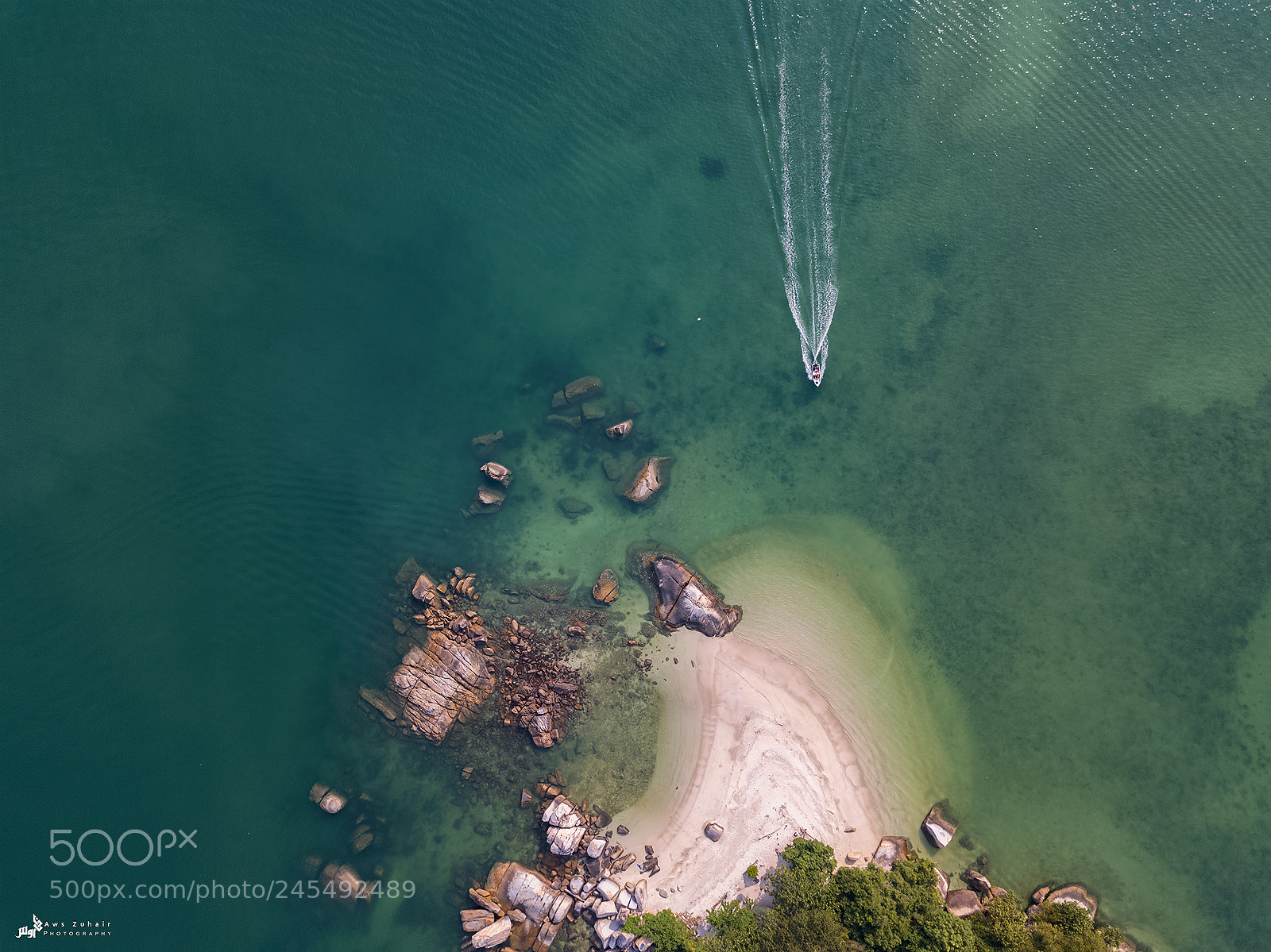 DJI FC220 sample photo. The boat photography