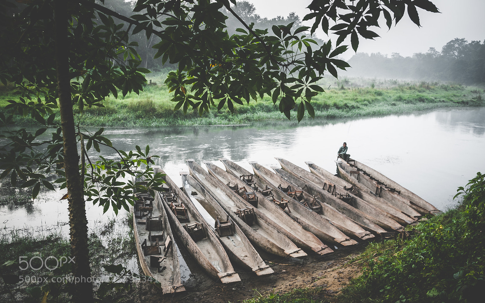 Sony Alpha DSLR-A330 sample photo. Chitwan canoe. photography