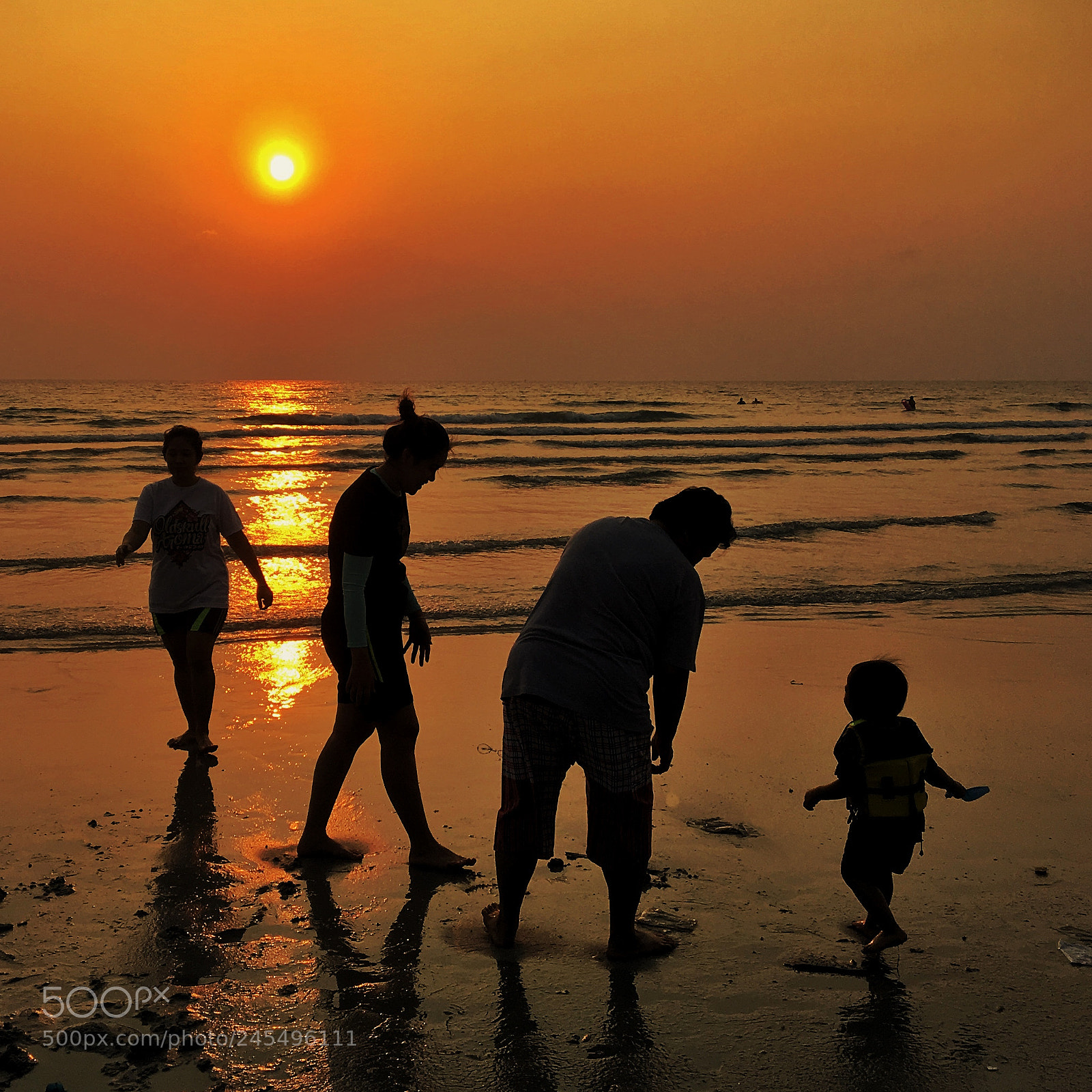 Apple iPhone 6s sample photo. Family photography