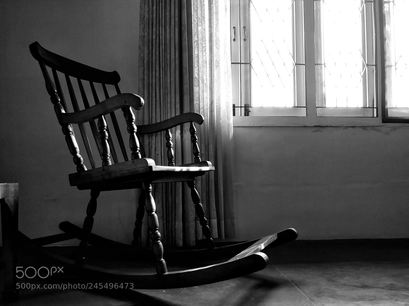 OnePlus 5 sample photo. The rocking chair photography