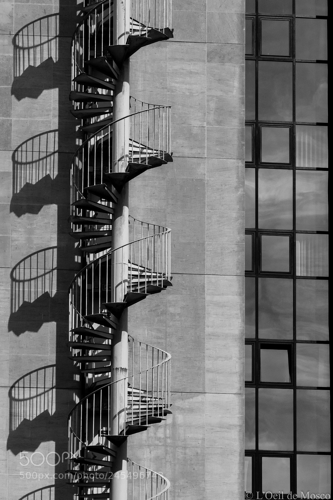 Nikon D7100 sample photo. L'escalier photography