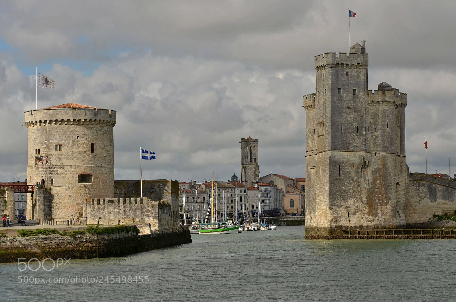Nikon D5100 sample photo. La rochelle vieux port photography