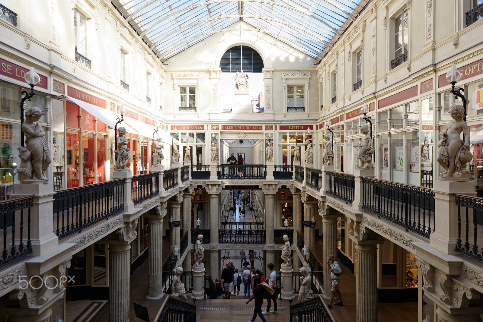 Nikon D810 + Tamron SP 24-70mm F2.8 Di VC USD sample photo. Nantes, passage pommeraye, treppe photography